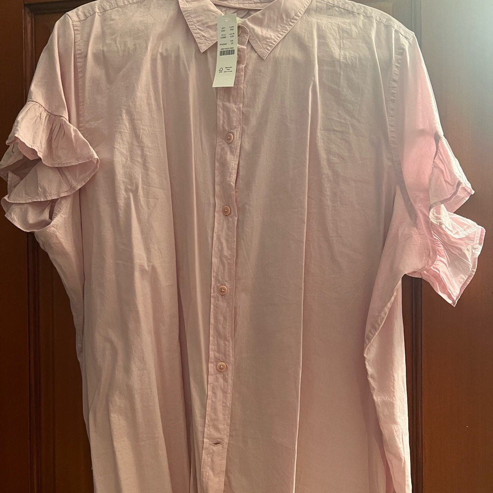 J. Crew women’s Pink Button Down Shirt with Ruffle Sleeves, size 22 & new.